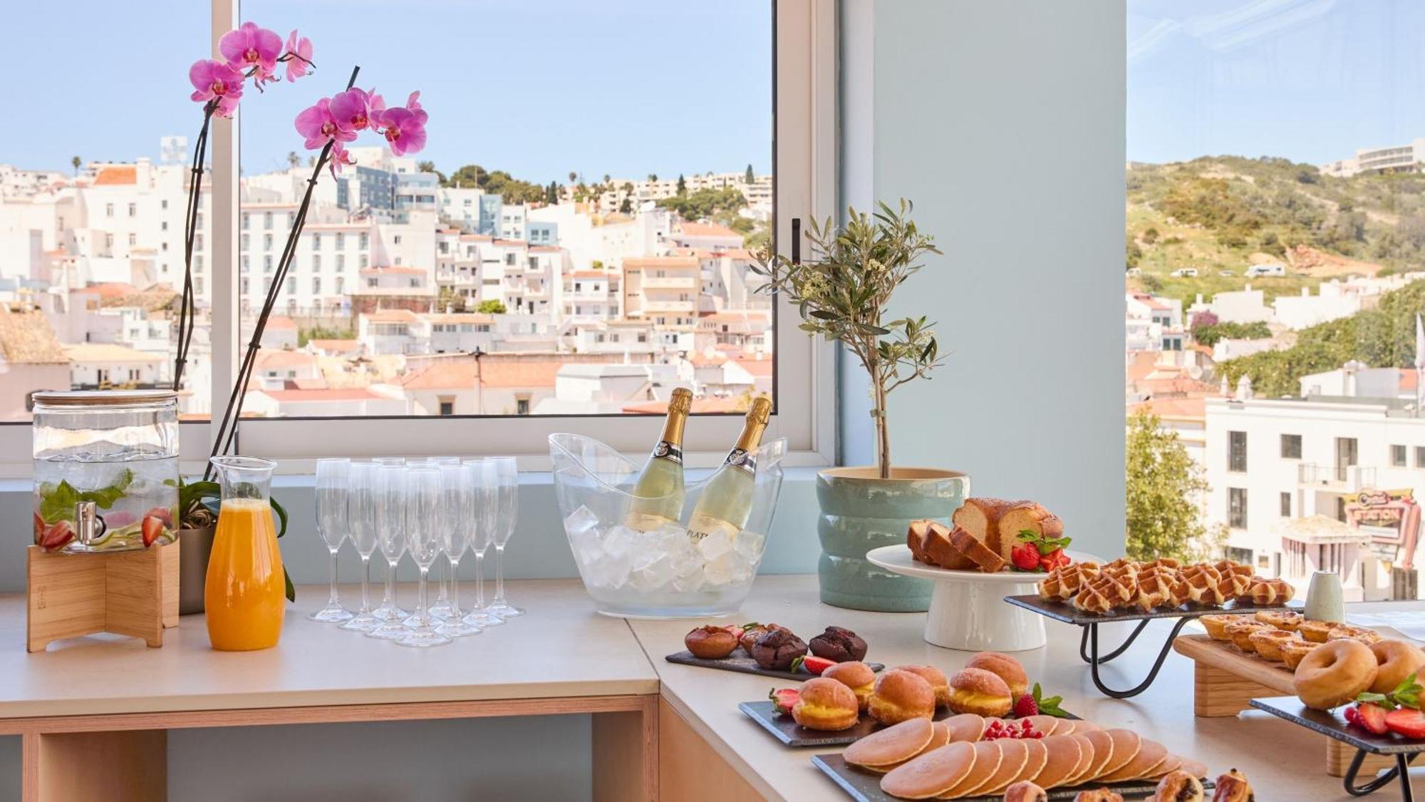 Hotel Indigo Albufeira By Ihg (Adults Only) מראה חיצוני תמונה