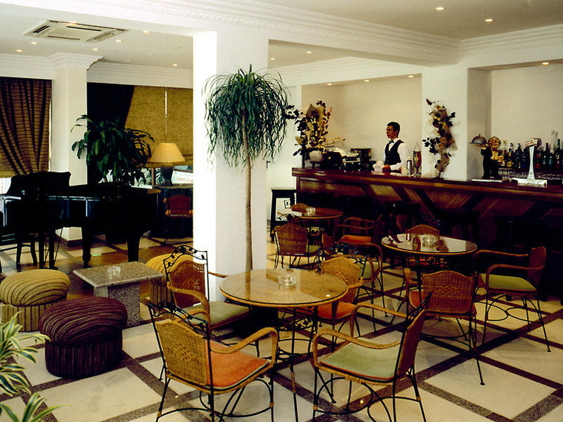 Hotel Indigo Albufeira By Ihg (Adults Only) מסעדה תמונה